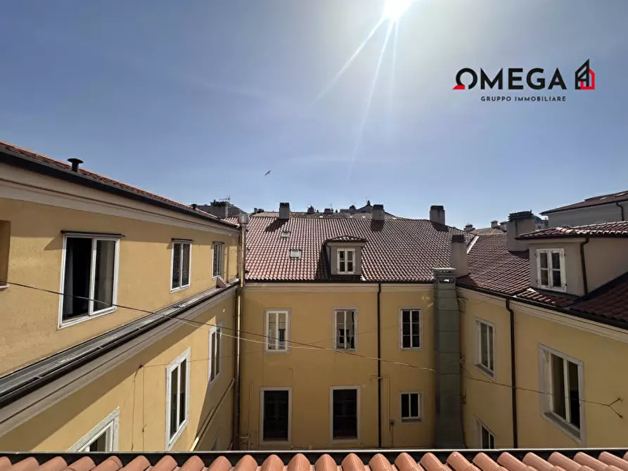 Immagine 10 di Appartamento in vendita  in via roma 20 a Trieste
