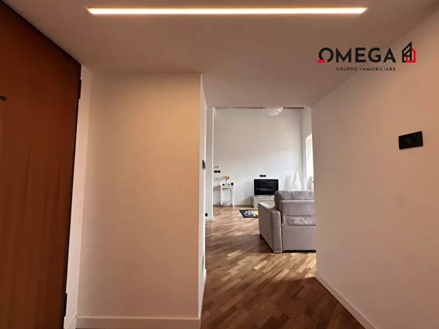 Immagine 11 di Appartamento in vendita  in via roma 20 a Trieste