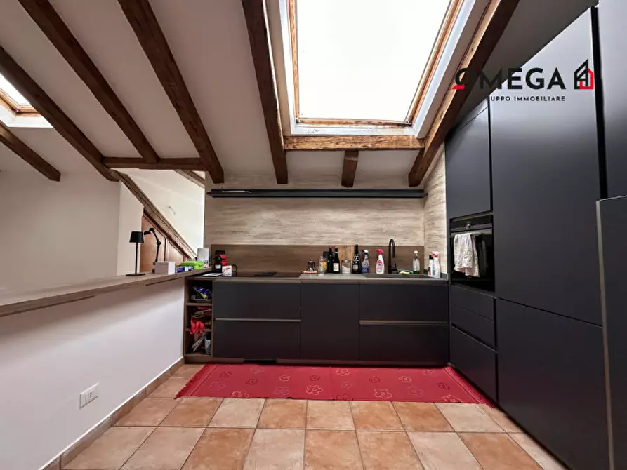 Immagine 17 di Appartamento in vendita  in via roma 20 a Trieste