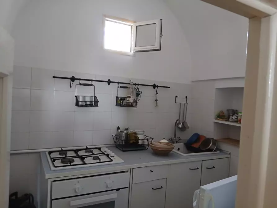 Immagine 10 di Casa indipendente in vendita  in Via Giacomo Leopardi a Ostuni