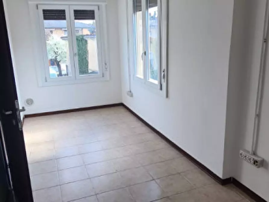 Immagine 9 di Laboratorio in vendita  in Via Roma a Saonara