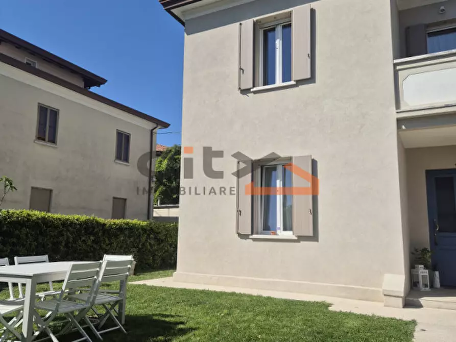 Immagine 2 di Casa indipendente in vendita  in Via campesano a Bassano Del Grappa