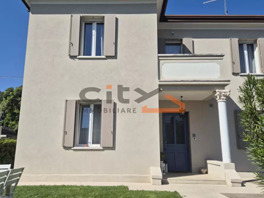 Immagine 5 di Casa indipendente in vendita  in Via campesano a Bassano Del Grappa