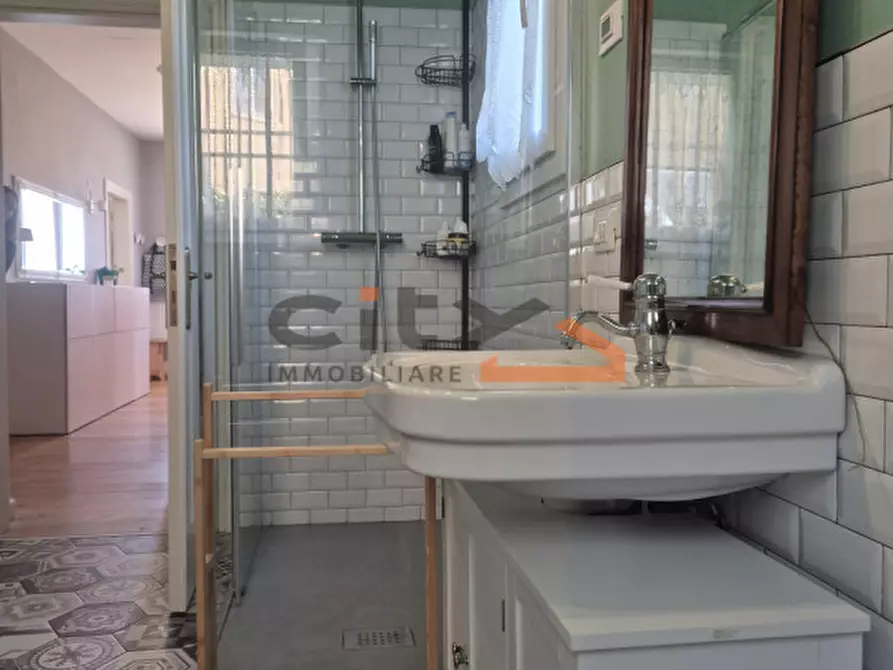 Immagine 25 di Casa indipendente in vendita  in Via campesano a Bassano Del Grappa