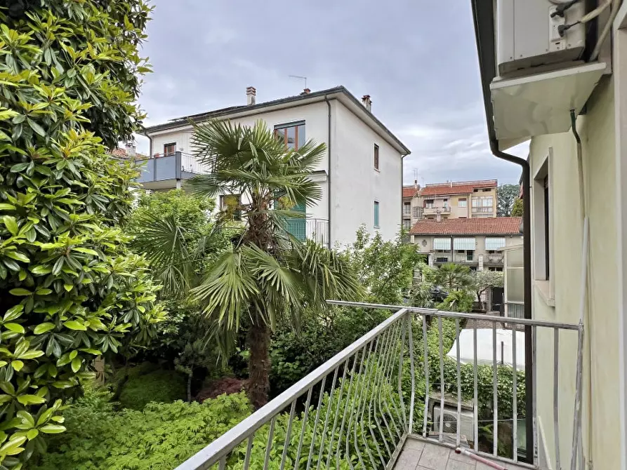 Immagine 7 di Casa bifamiliare in vendita  in via manzoni a Vicenza