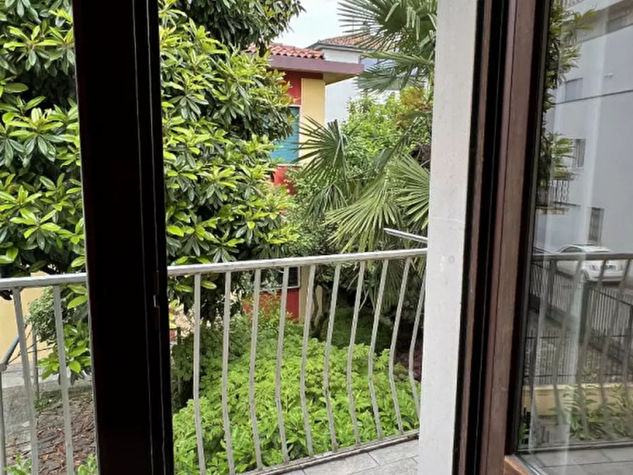 Immagine 8 di Casa bifamiliare in vendita  in via manzoni a Vicenza