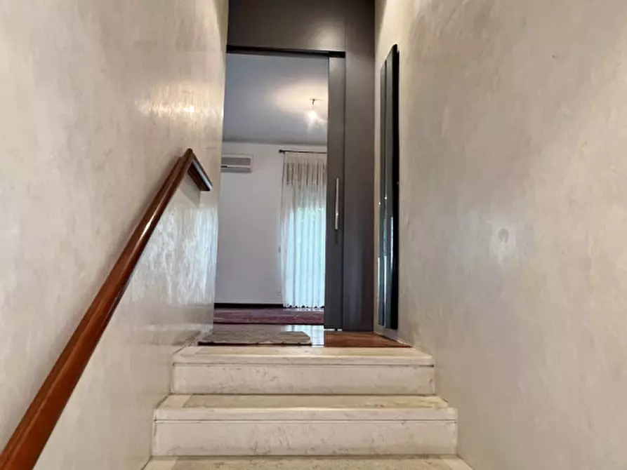 Immagine 14 di Casa bifamiliare in vendita  in via manzoni a Vicenza
