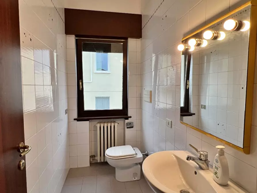 Immagine 23 di Casa bifamiliare in vendita  in via manzoni a Vicenza
