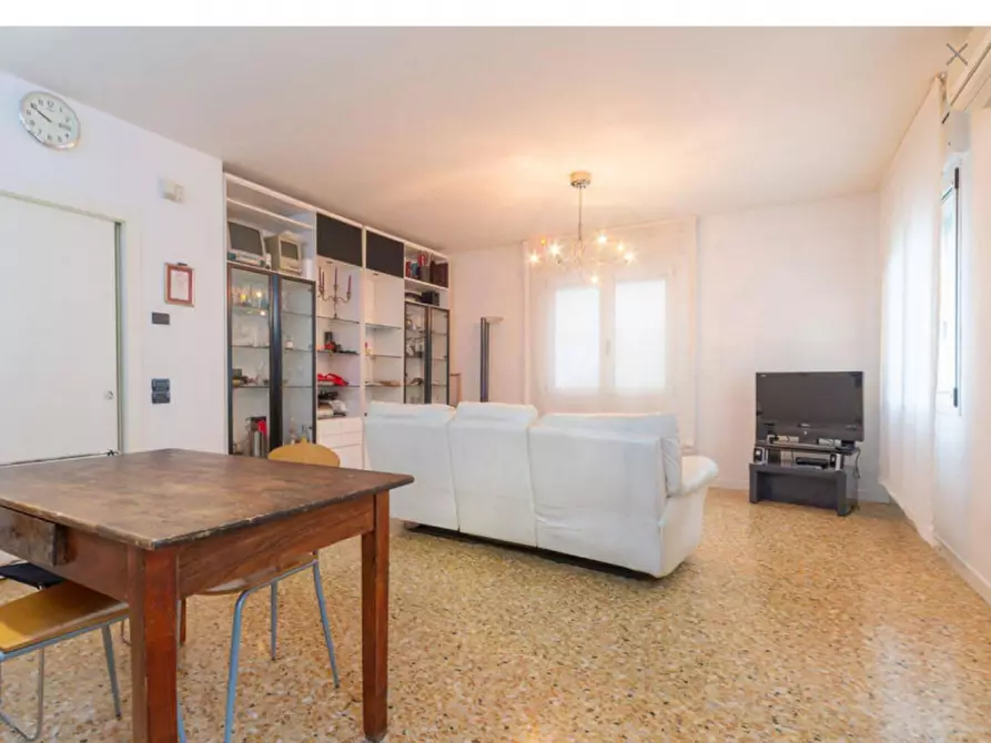 Immagine 28 di Casa bifamiliare in vendita  in via manzoni a Vicenza