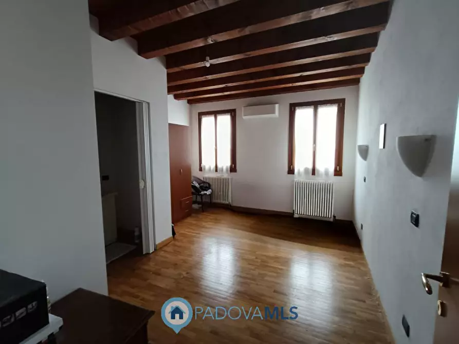 Immagine 25 di Rustico / casale in vendita  in Via Ca' Ferrante,1 a Casalserugo