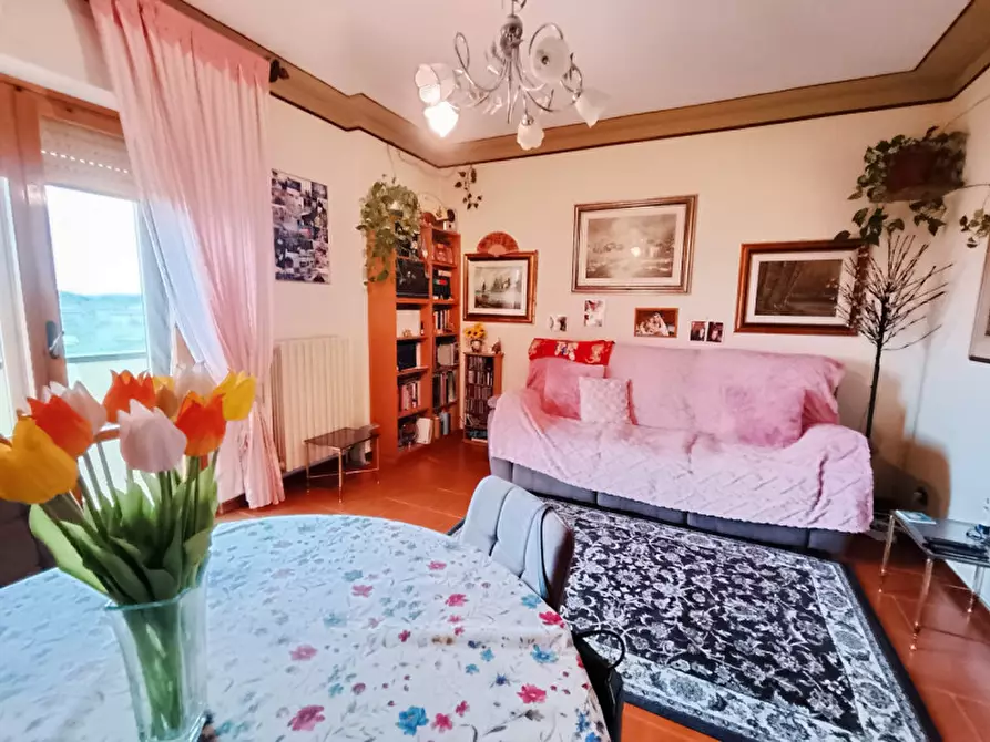 Immagine 1 di Appartamento in vendita  in via Porto 30 a Tuoro Sul Trasimeno