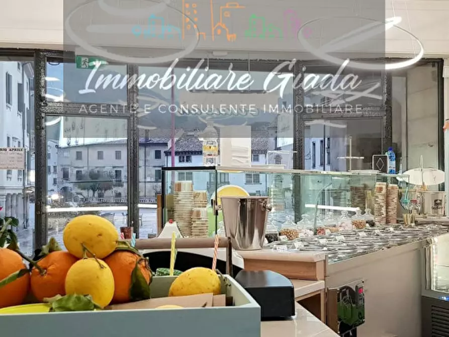Immagine 7 di Attività commerciale in vendita  a Vittorio Veneto