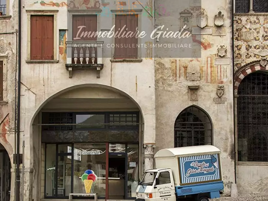 Immagine 10 di Attività commerciale in vendita  a Vittorio Veneto