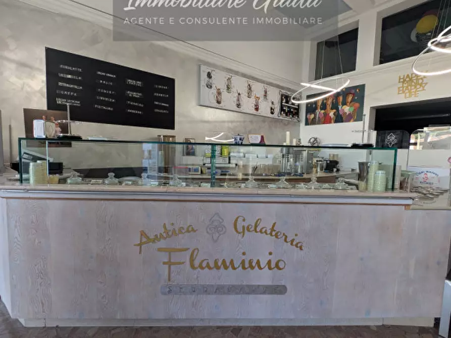 Immagine 16 di Attività commerciale in vendita  a Vittorio Veneto