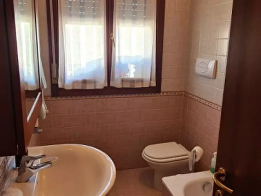 Immagine 10 di Appartamento in vendita  in Via Perugino a Padova