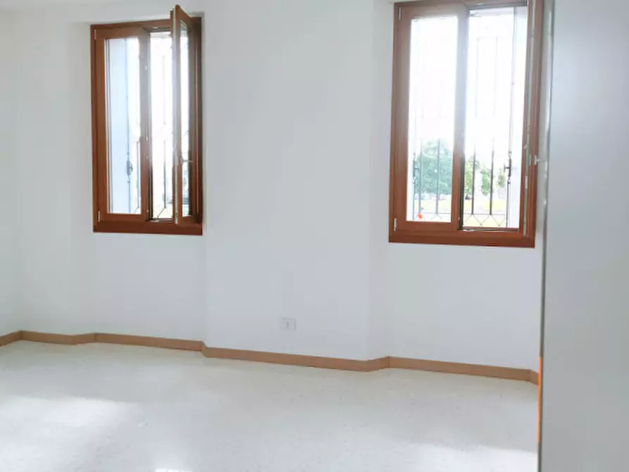 Immagine 4 di Appartamento in vendita  in Prato della Valle a Padova