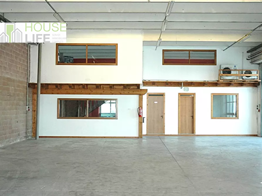 Immagine 3 di Capannone industriale in vendita  in Nuova Gasparona a Thiene