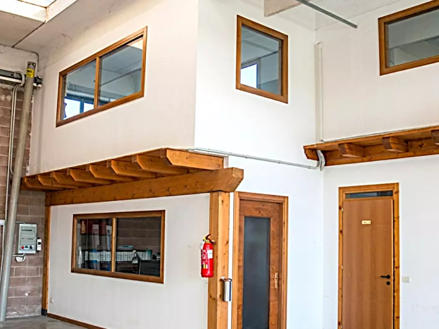 Immagine 4 di Capannone industriale in vendita  in Nuova Gasparona a Thiene