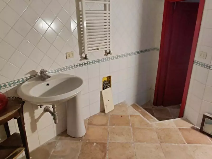 Immagine 13 di Appartamento in affitto  in via marechiaro 120 a Napoli