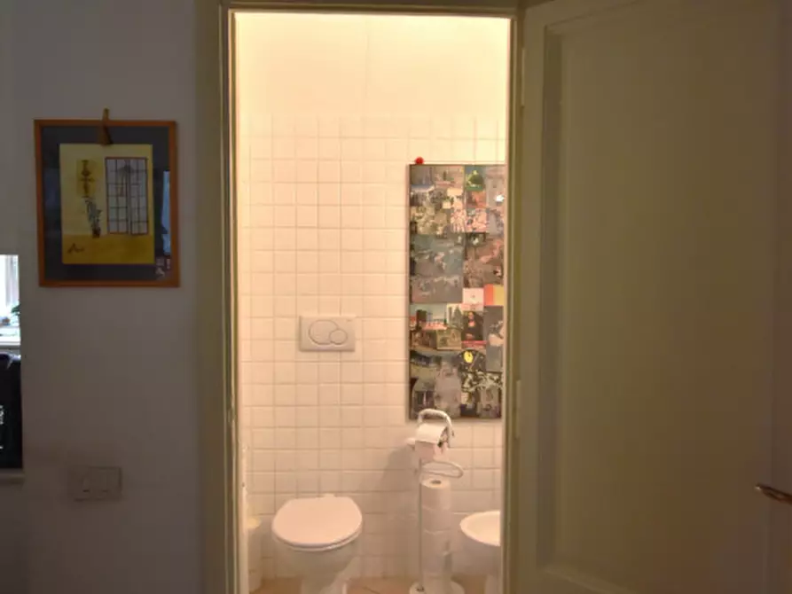 Immagine 26 di Appartamento in vendita  in Viale di Trastevere a Roma