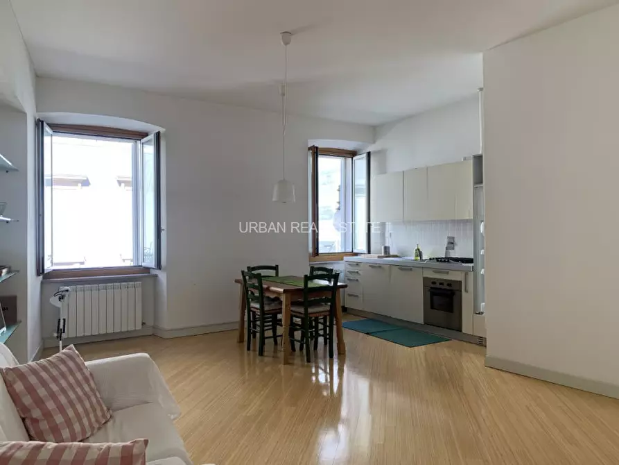 Immagine 2 di Appartamento in affitto  in Via Armando Diaz 10 a Trieste