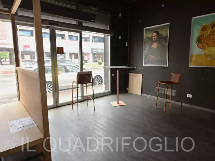 Immagine 3 di Attività commerciale in affitto  in Viale Giovanni Bovio a Cesena