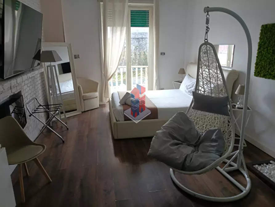 Immagine 11 di Appartamento in vendita  in INVESTIMENTO D'ELITE LOFT P.ZZA MUNICIPIO a Napoli