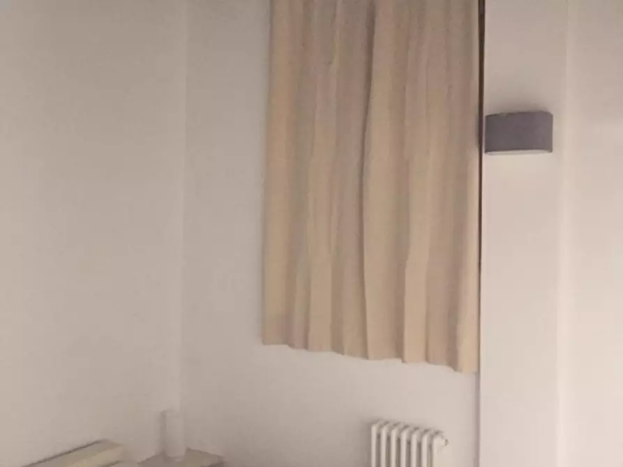 Immagine 19 di Appartamento in affitto  in Vicolo del Bologna a Roma