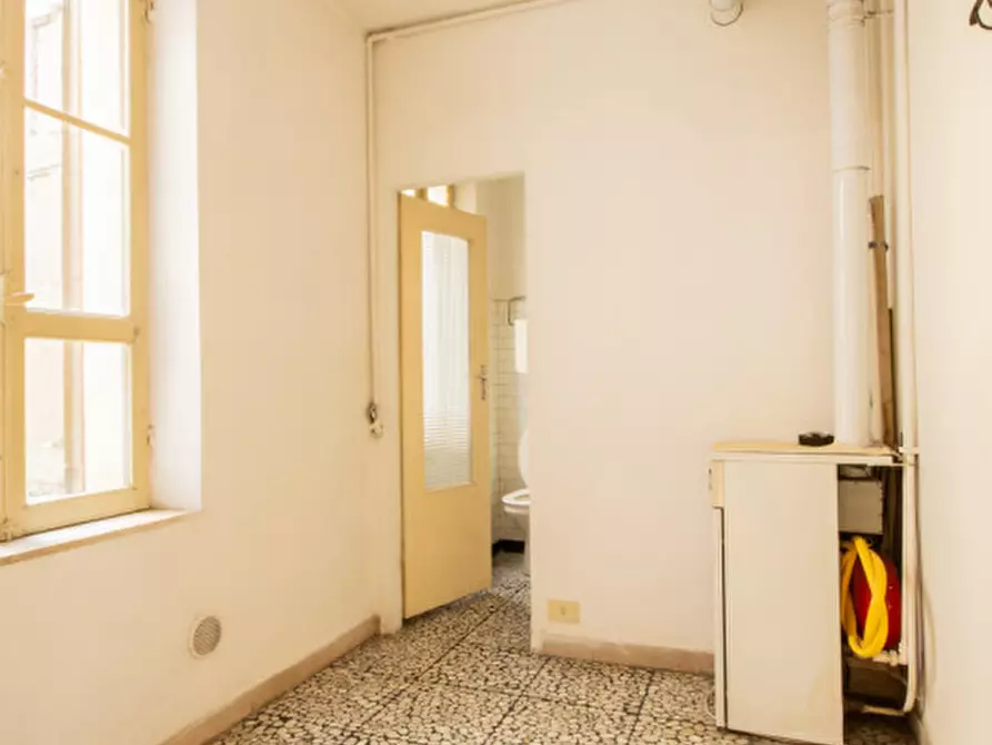 Immagine 3 di Ufficio in vendita  in Via Santa Maria 3 a Correggio