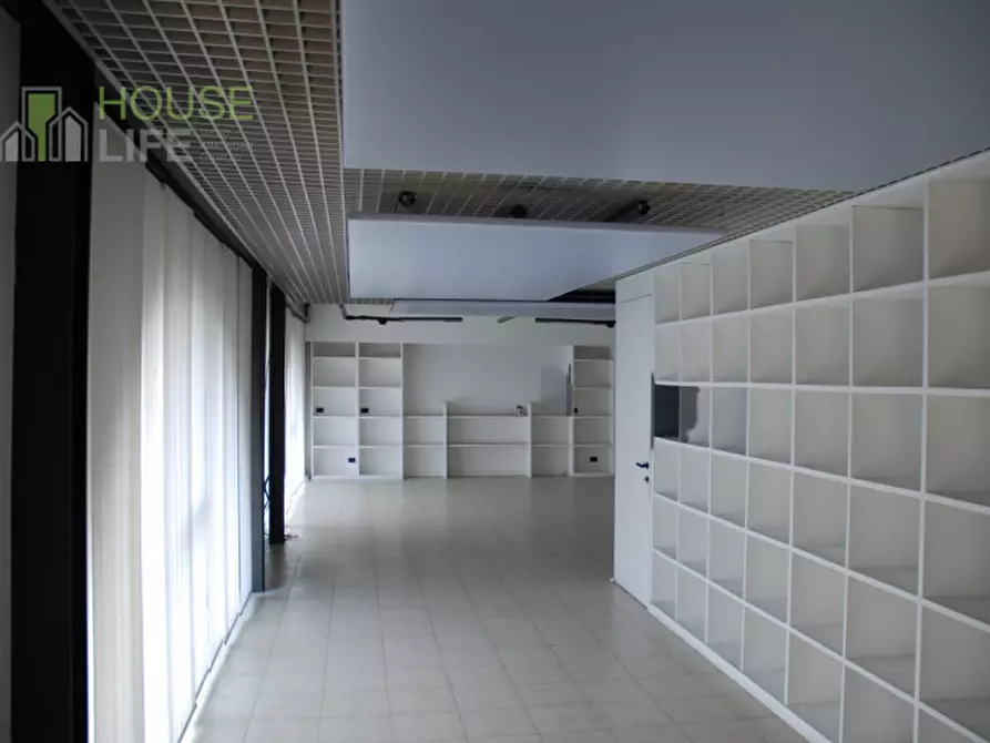 Immagine 6 di Ufficio in vendita  in Via Guglielmo Marconi a Thiene