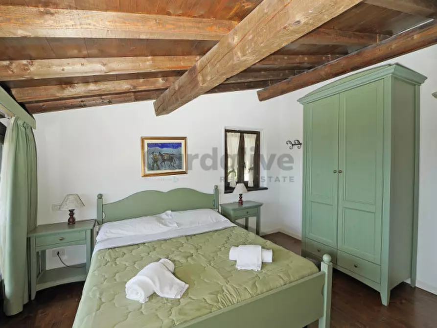 Immagine 7 di Palazzo in vendita  in Via Liano a Gargnano