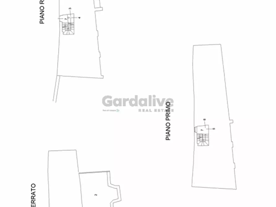 Immagine 25 di Palazzo in vendita  in Via Liano a Gargnano