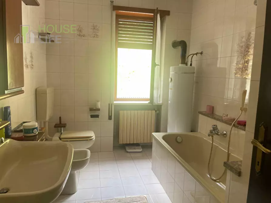 Immagine 12 di Appartamento in vendita  in Via Ponte Verde a Recoaro Terme
