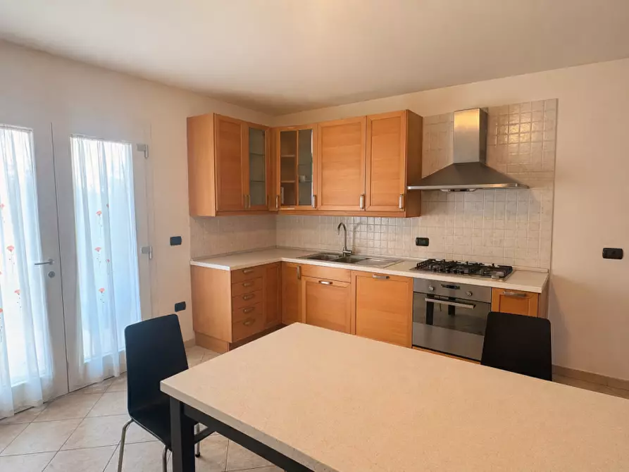 Immagine 5 di Casa bifamiliare in vendita  in Via Zeminianella a Santa Maria Di Sala