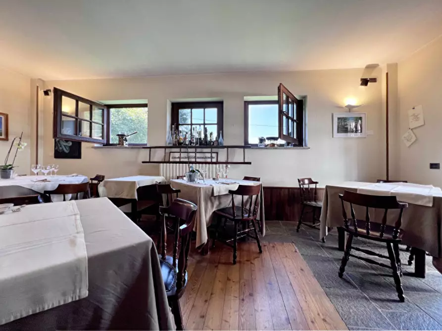 Immagine 18 di Casa quadrifamiliare in vendita  in regione monte oro 7 a Ameno
