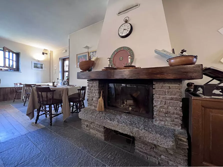 Immagine 19 di Casa quadrifamiliare in vendita  in regione monte oro 7 a Ameno