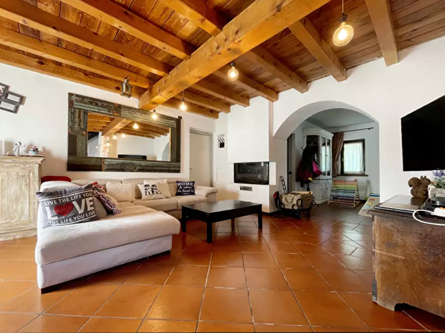Immagine 39 di Casa quadrifamiliare in vendita  in regione monte oro 7 a Ameno
