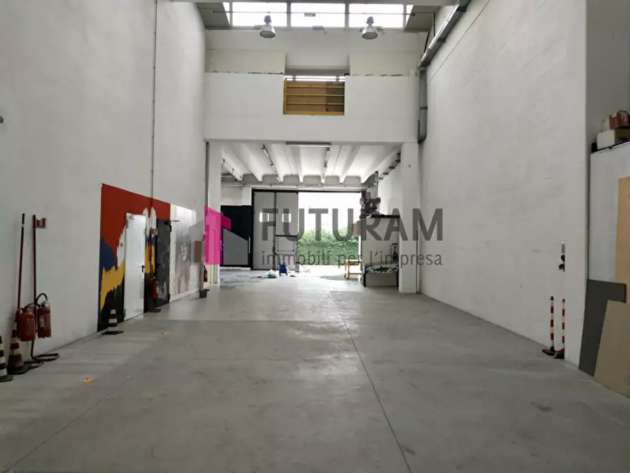 Immagine 9 di Capannone industriale in affitto  in VIA ROMA 1 a Cadoneghe