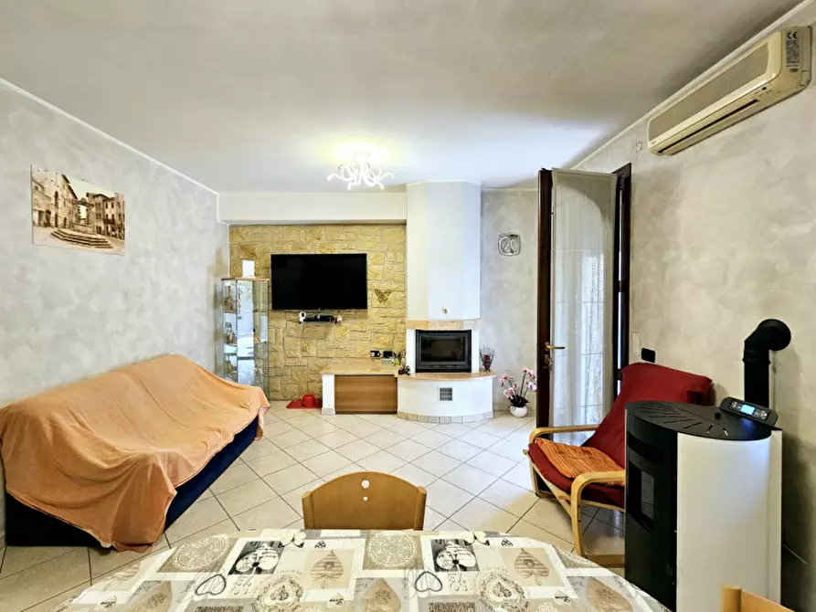 Immagine 15 di Villetta a schiera in vendita  in VIA POLESINE a Castagnaro