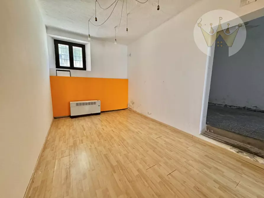 Immagine 14 di Negozio in vendita  in Corso del Popolo 40 a Monfalcone