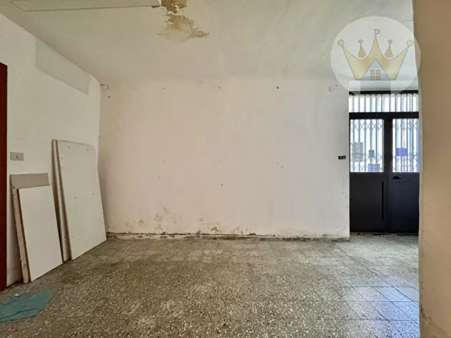 Immagine 15 di Negozio in vendita  in Corso del Popolo 40 a Monfalcone