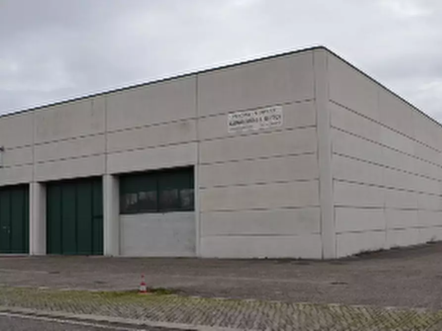 Immagine 1 di Capannone industriale in vendita  in Via Antonio Zanette, 15 a Pordenone