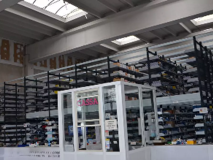 Immagine 4 di Capannone industriale in vendita  in Via Antonio Zanette, 15 a Pordenone