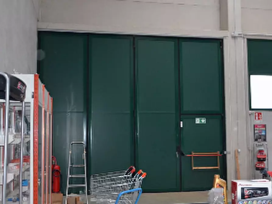 Immagine 5 di Capannone industriale in vendita  in Via Antonio Zanette, 15 a Pordenone