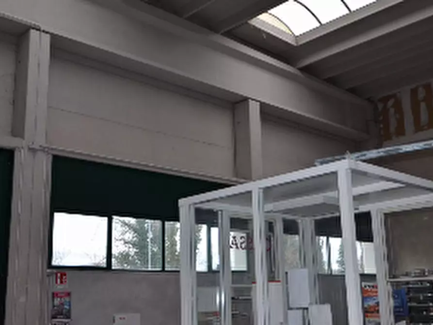 Immagine 6 di Capannone industriale in vendita  in Via Antonio Zanette, 15 a Pordenone