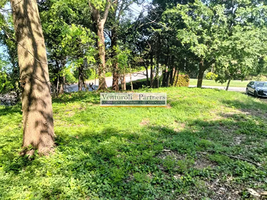 Immagine 5 di Terreno in vendita  in Via lungolago Cesare Battisti a Desenzano Del Garda
