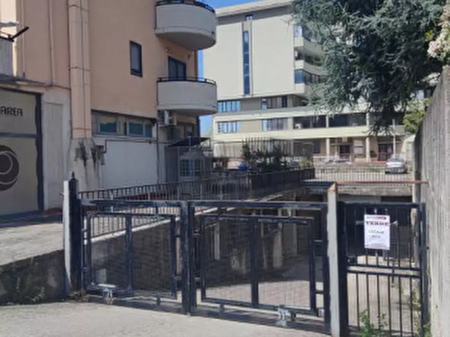Immagine 2 di Posto auto in vendita  in vIA fIORIGNANO a Battipaglia