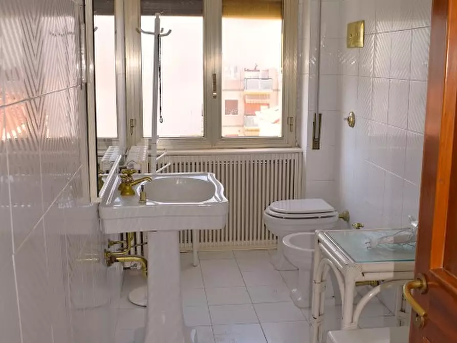 Immagine 22 di Appartamento in vendita  in VIA RAGAZZI DEL '99 a Pescara