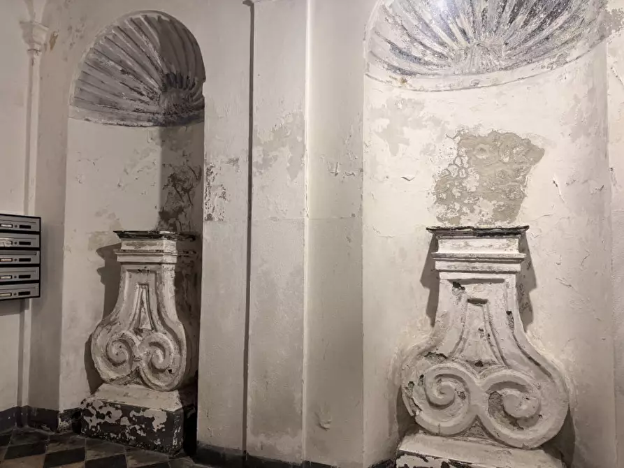 Immagine 16 di Appartamento in vendita  in piazza de marini a Genova
