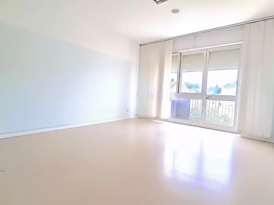 Immagine 4 di Appartamento in vendita  in VIA DON GIOVANNI MINZONI a Misano Adriatico